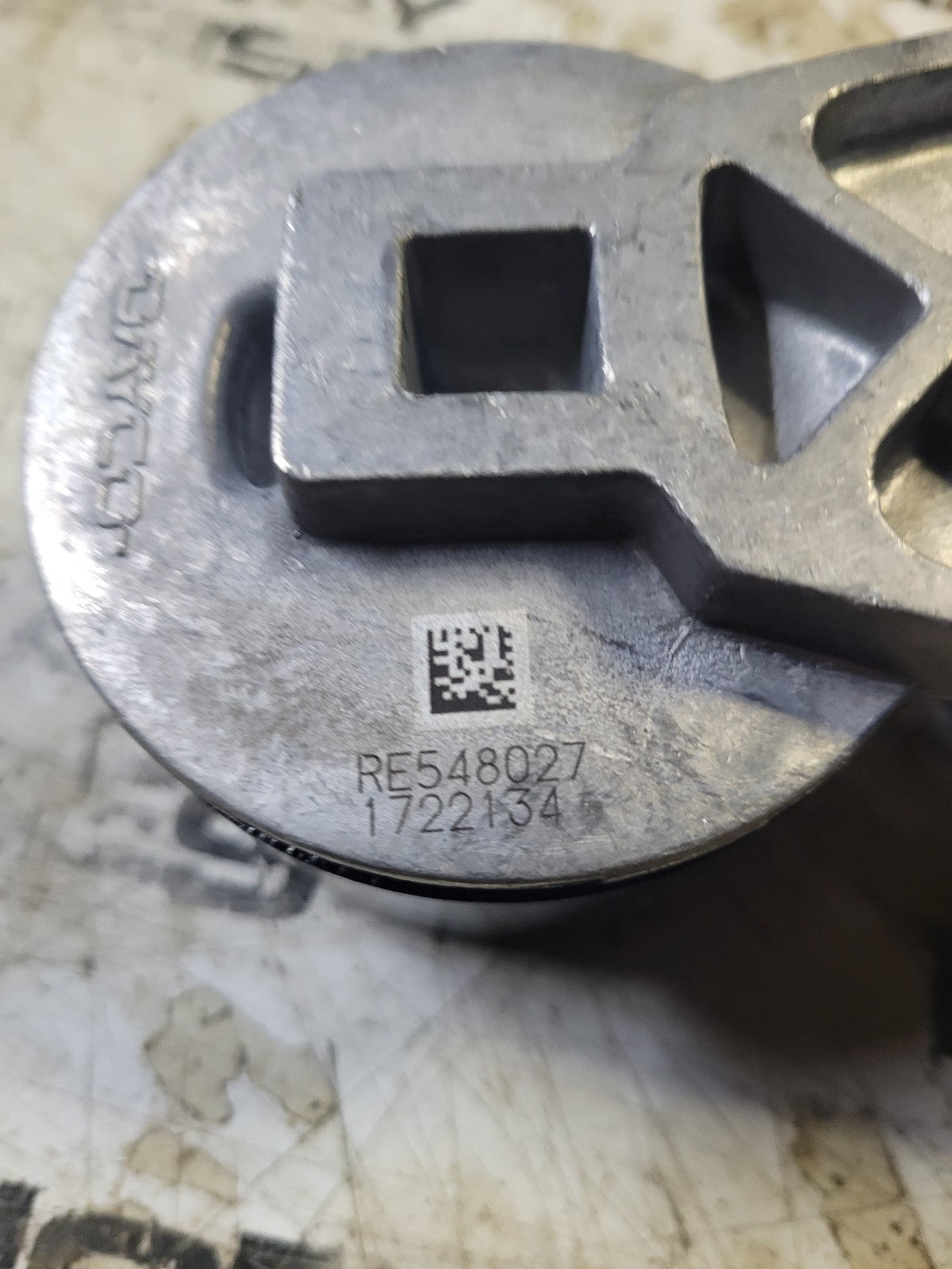 GENUINE RE548027 JOHN DEERE BELT TENSIONER