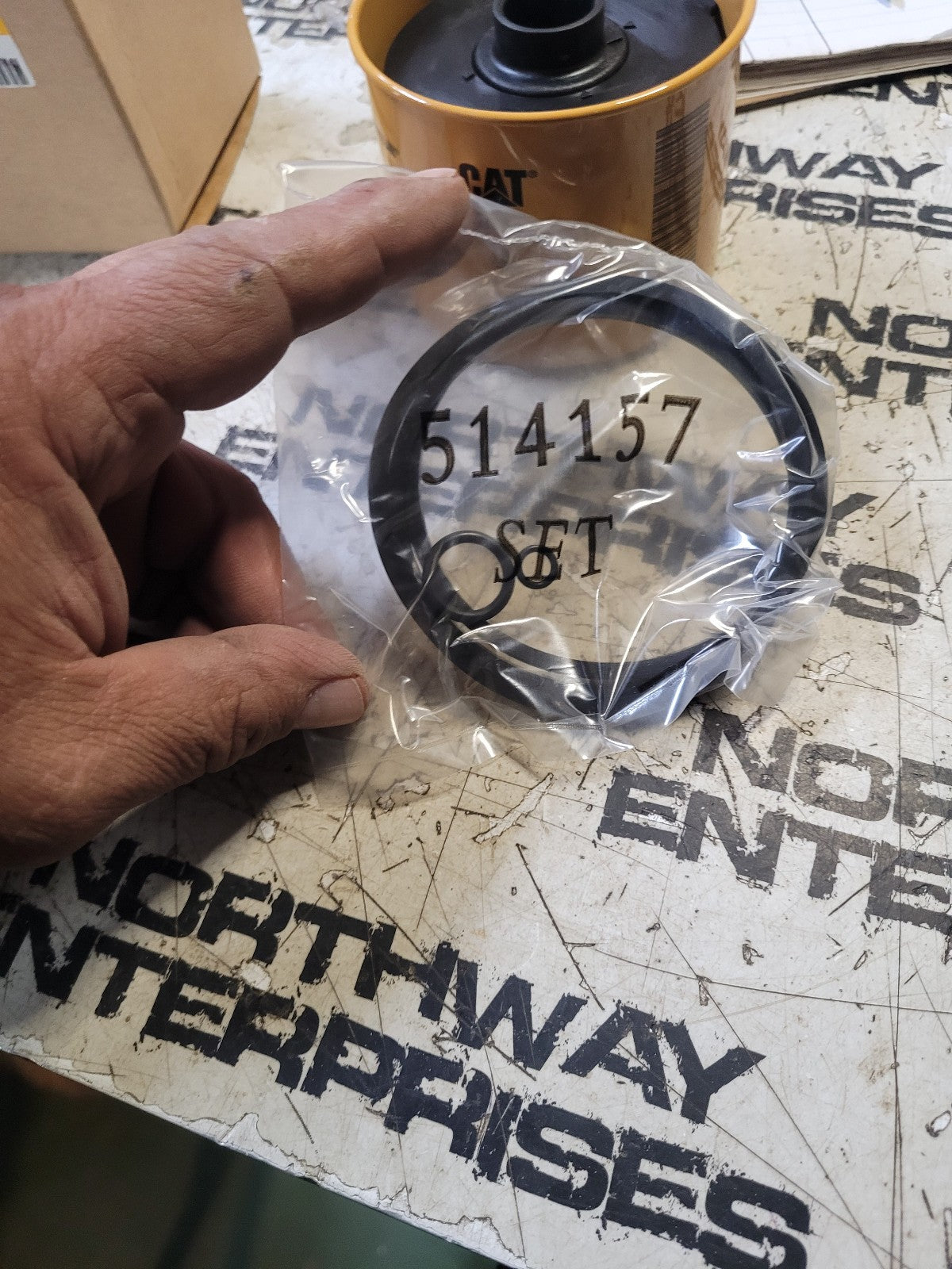 441-5111 CATERPILLAR CAT FUEL FILTER 4415111