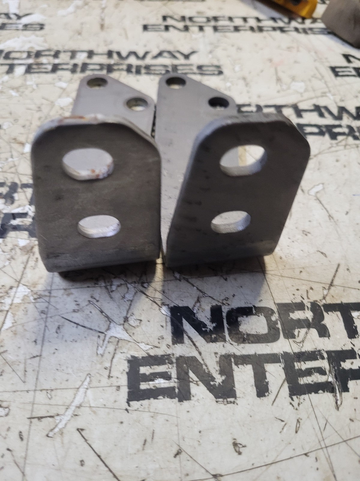 3686468 CUMMINS BRACKET SET