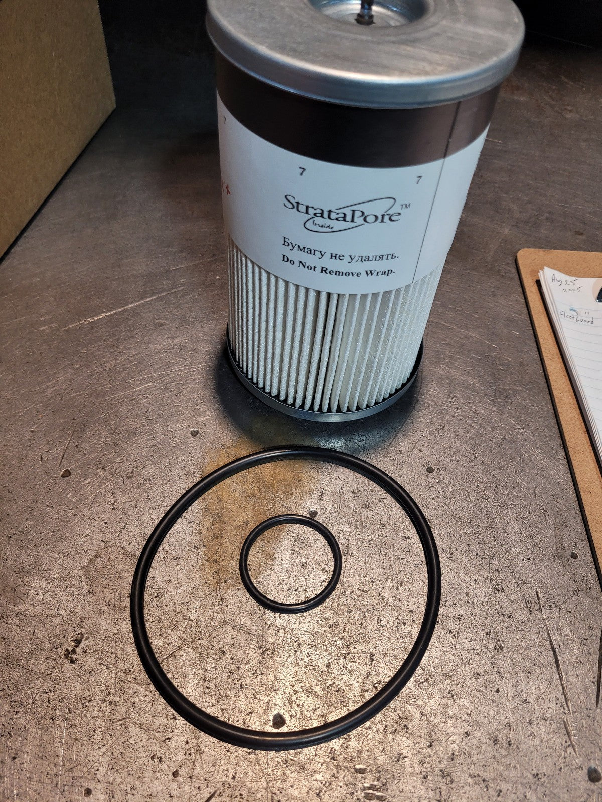 FS19763 FLEETGUARD FUEL FILTER WATER SEPARATOR