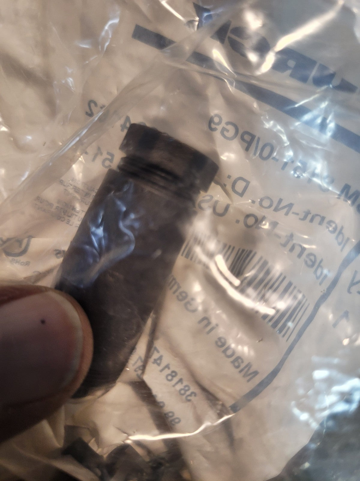 Turck BM 8151-0/PG9 Connector M12 Eurofast Female Straight 5 Wire 6-8mm Cable