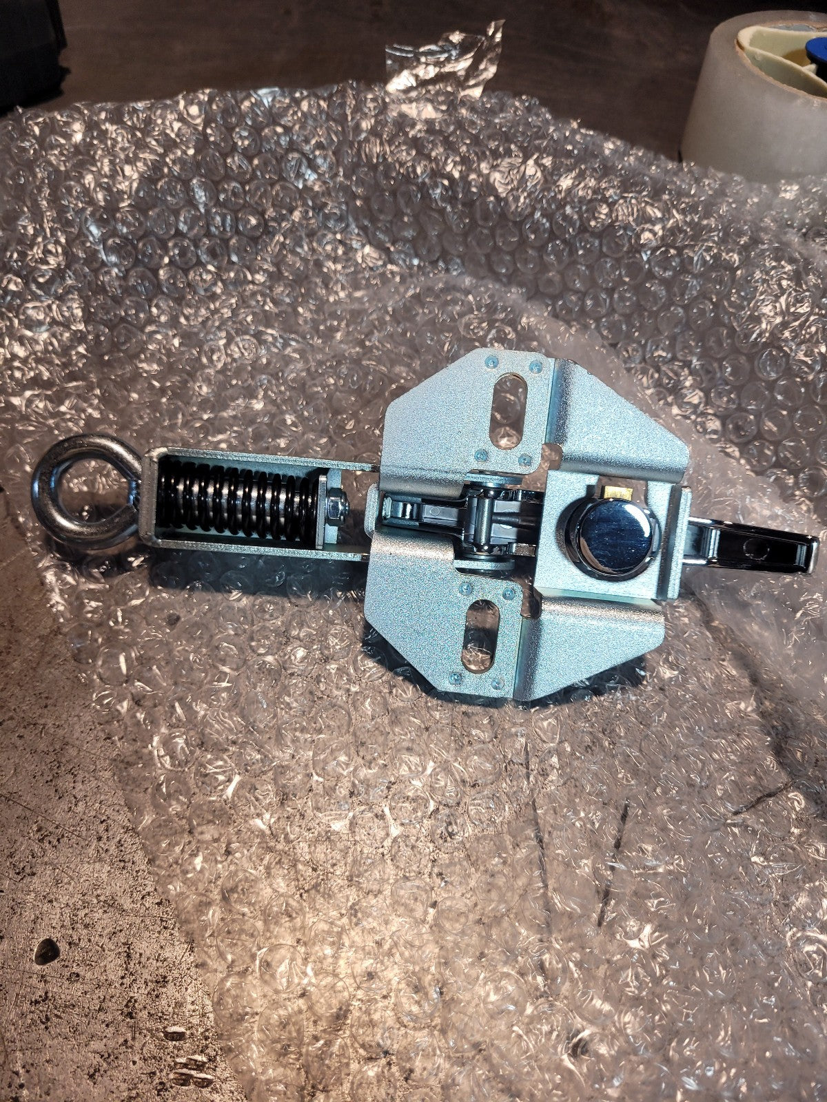 207-54-43833 KOMATSU DOOR CATCHER