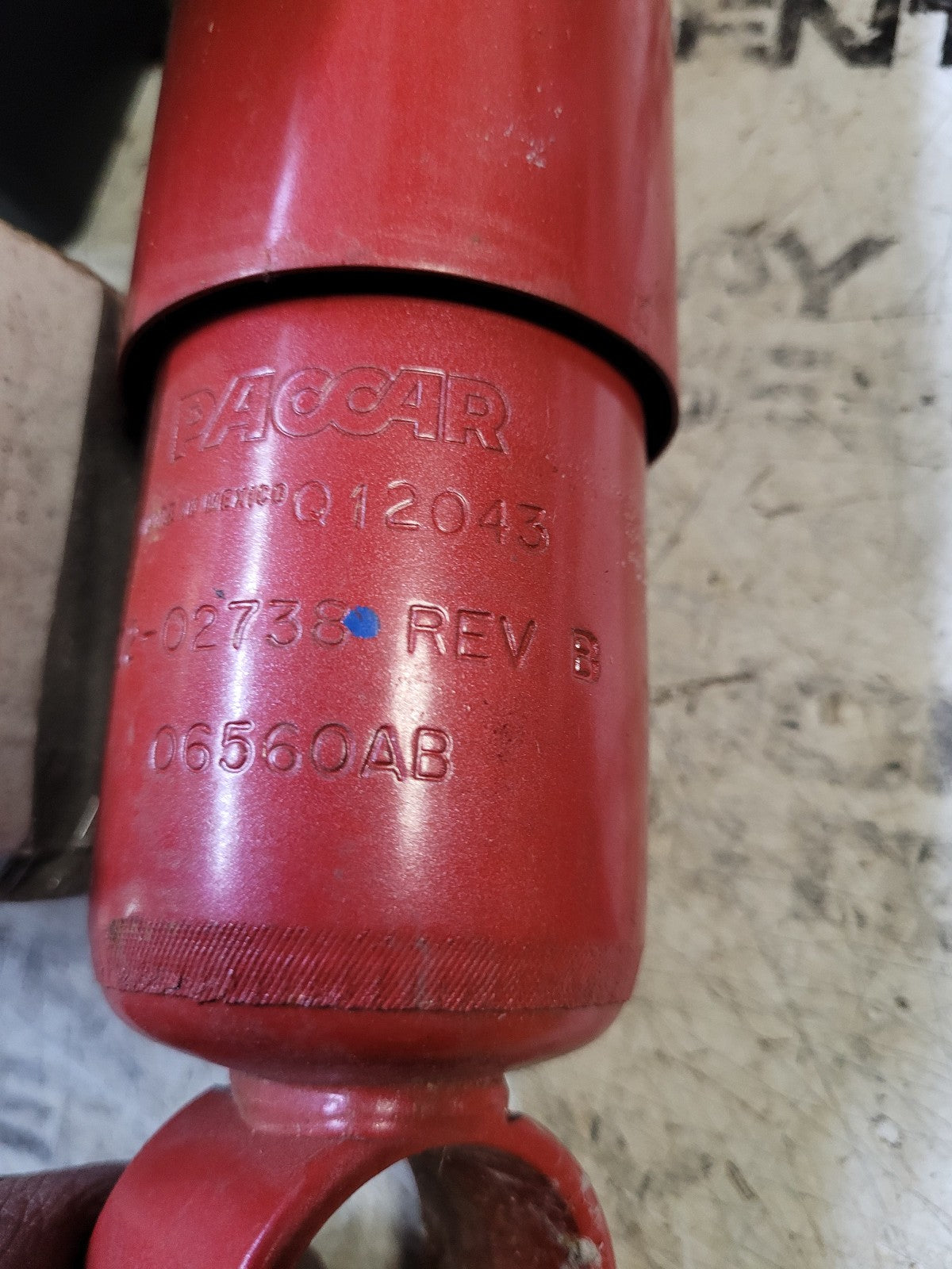 PACCAR 020293 666064 02-02738PLUS-2 06560AB SHOCK ABSORBER