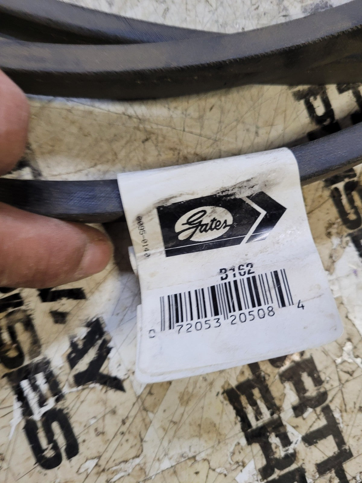 B162 GATES V-BELT 165" L x 21/32" W x 7/16"