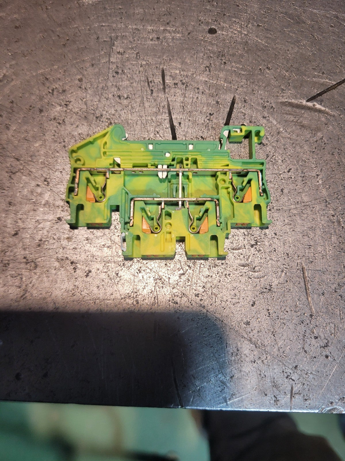 PHOENIX CONTACT PTTB 2,5-PE DOUBLE-LEVEL TERMINAL BLOCK