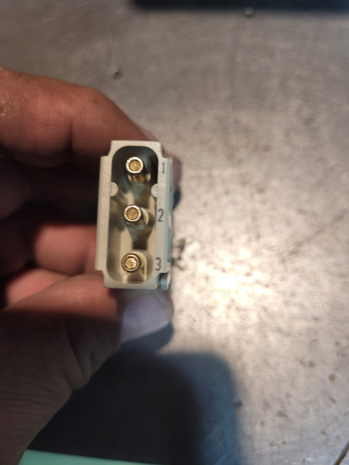 New 09140032601 HAMTUG Connector