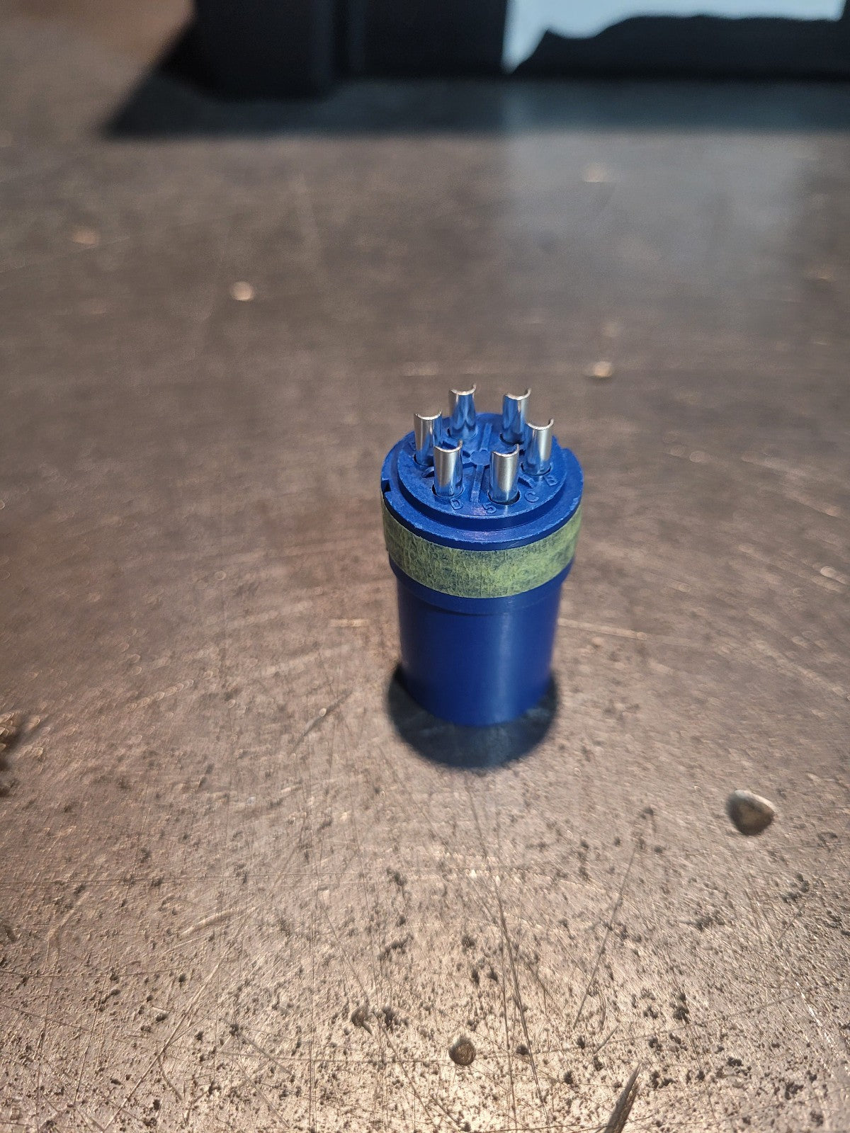 LOT OF 6PC - Amphenol 97-18-12S Connector