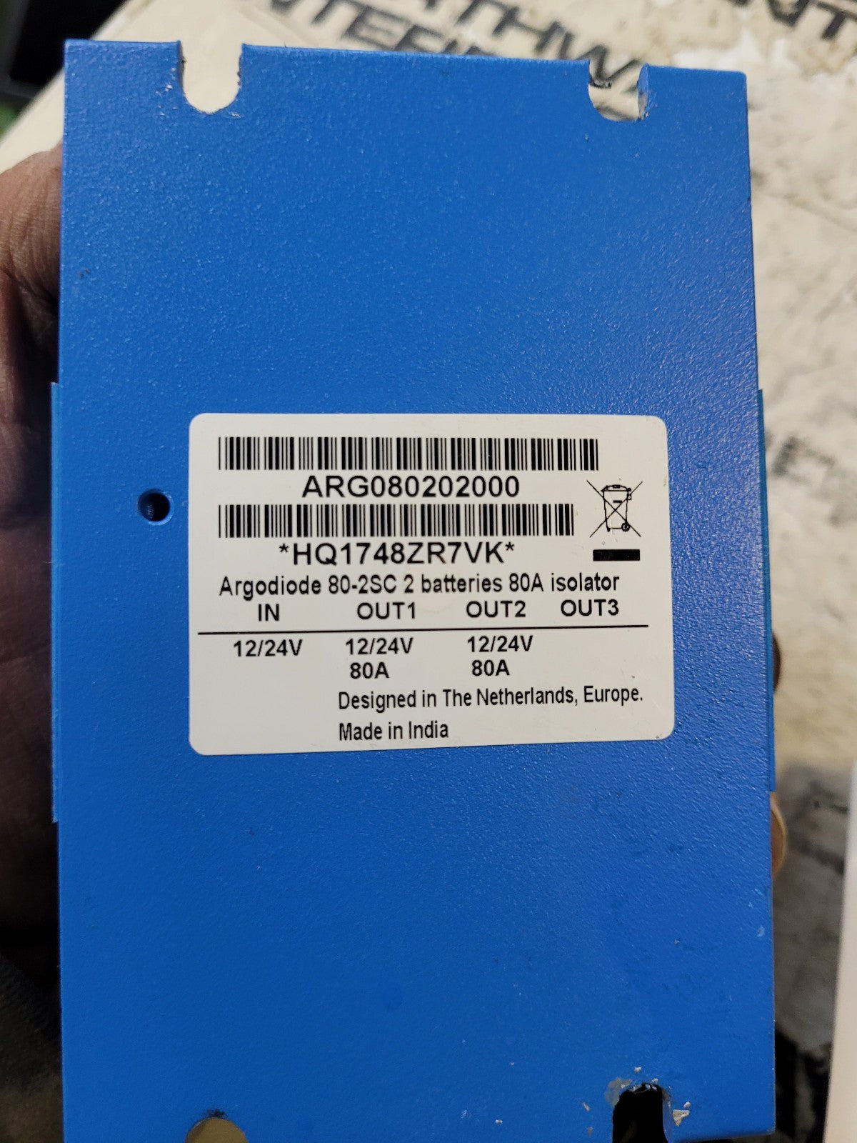 Victron Energy ARG080202000, Battery Isolator, 2 Outputs, 80A, 87-8M6005583