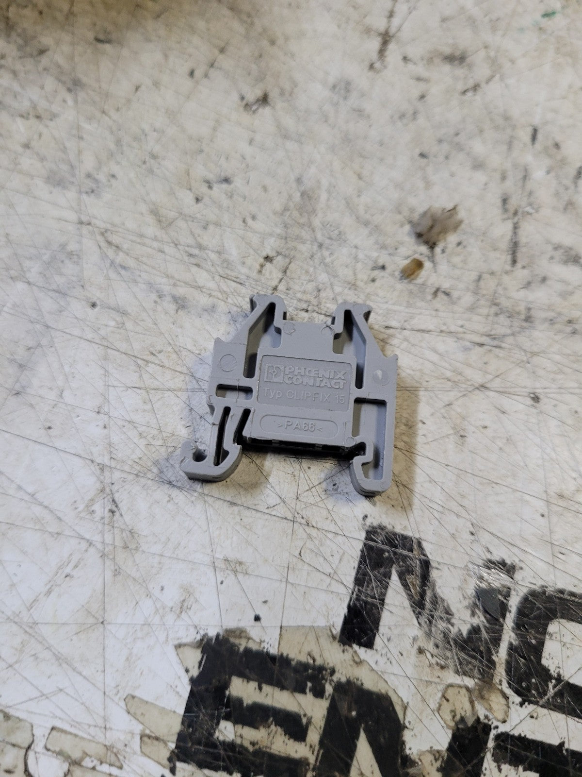 1 BAG OF 237PC - 3022263 – Connector End Bracket, Rail Type For CLIPLINE Series