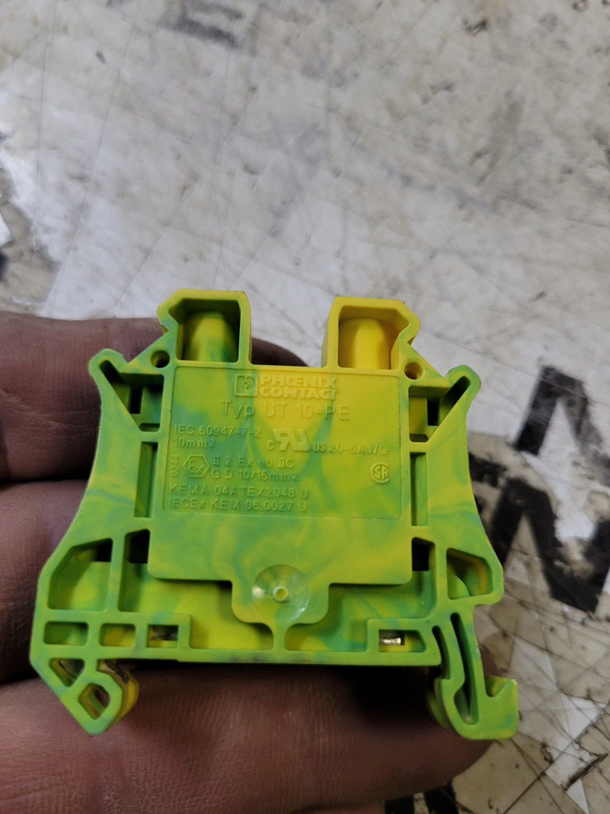LOT OF 47PC - Phoenix Contact 3044173 Conn Term Blk DIN Rail Feed Thru Screw