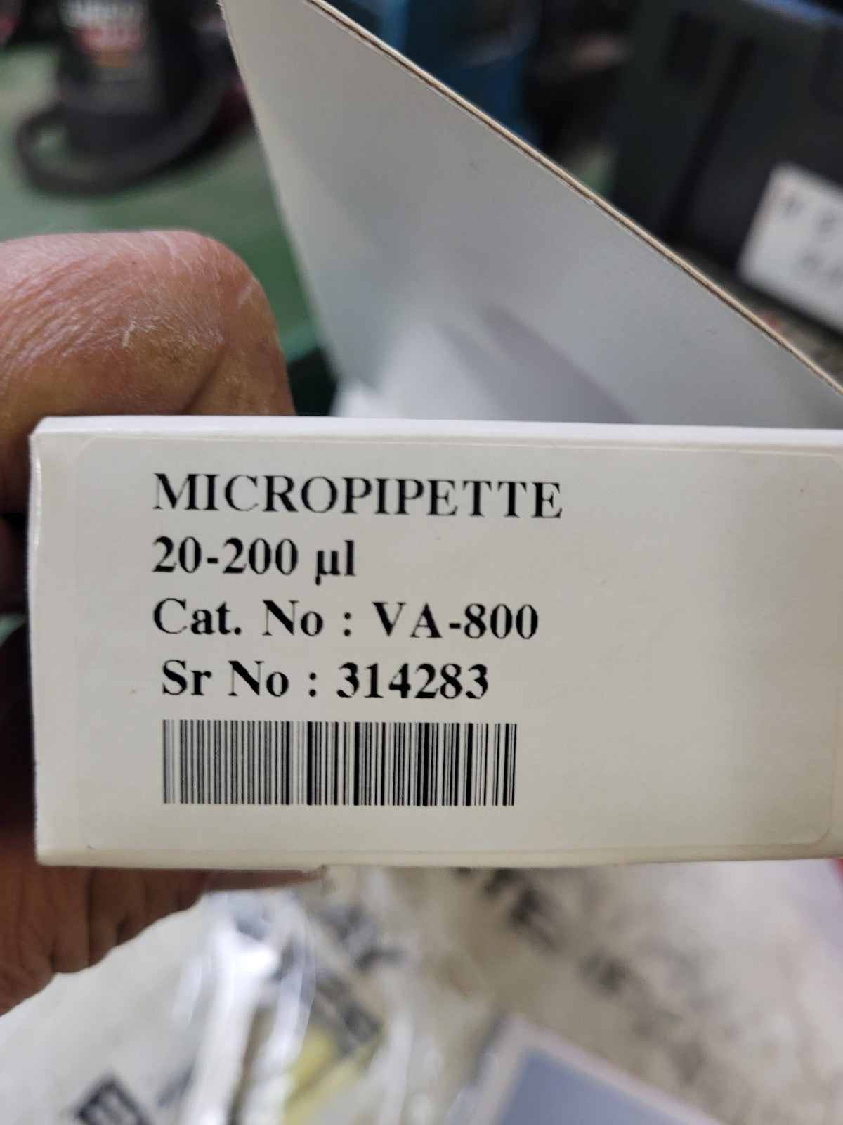 Accumax MicroPipette 20-200ul VA-800