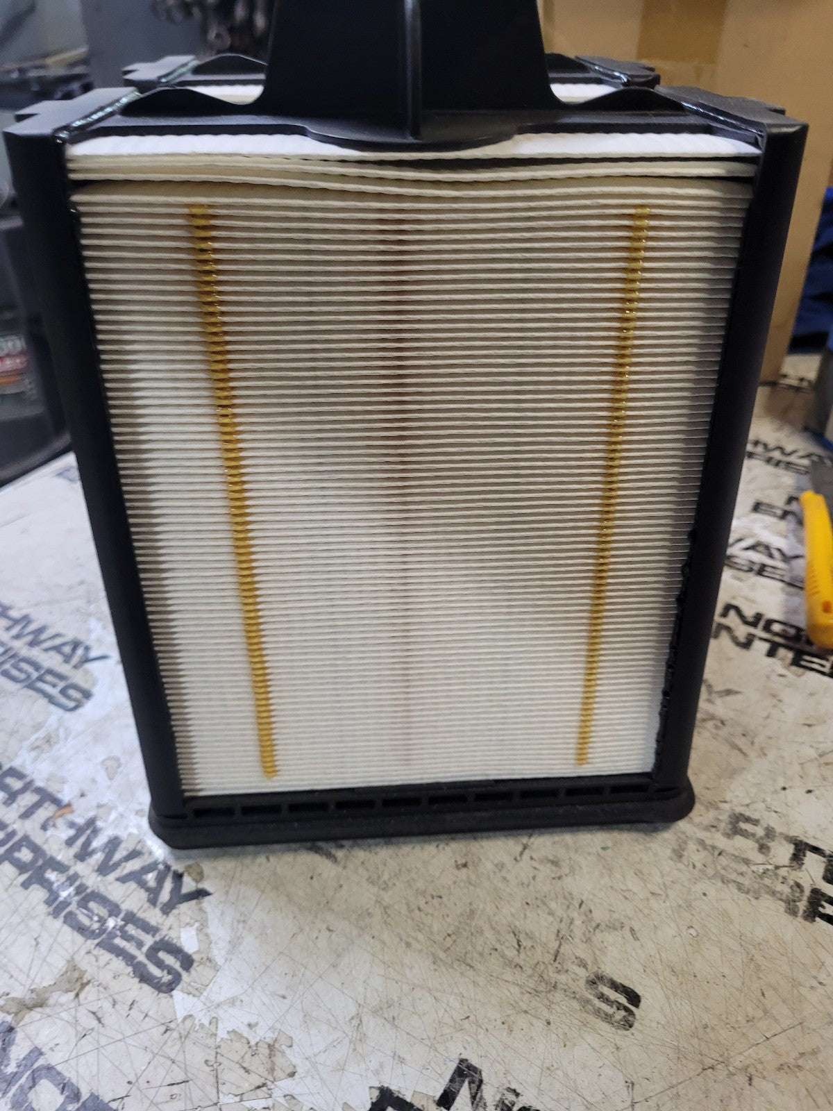 NEW PA31004 BALDWIN AIR FILTER