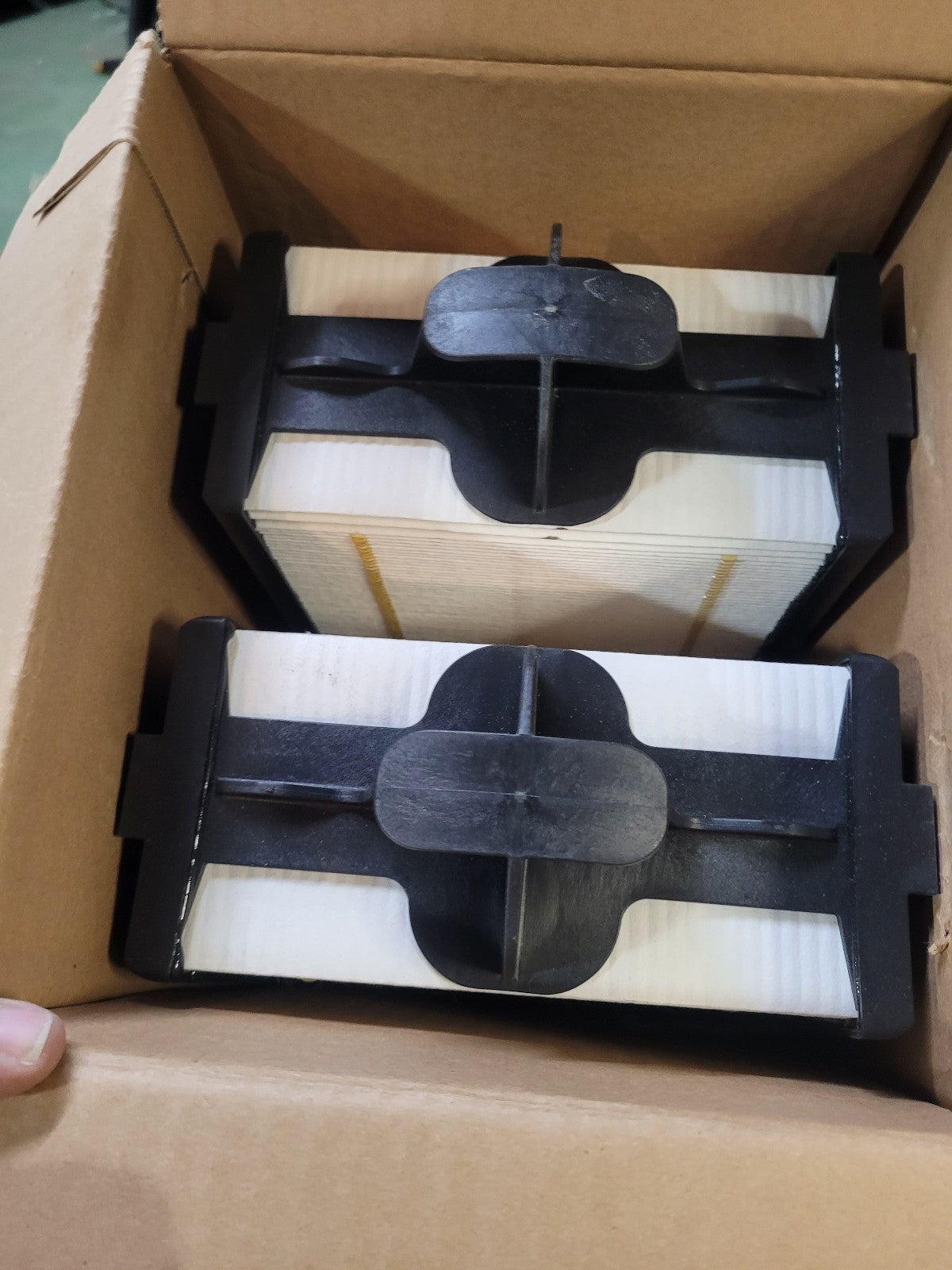 NEW PA31004 BALDWIN AIR FILTER