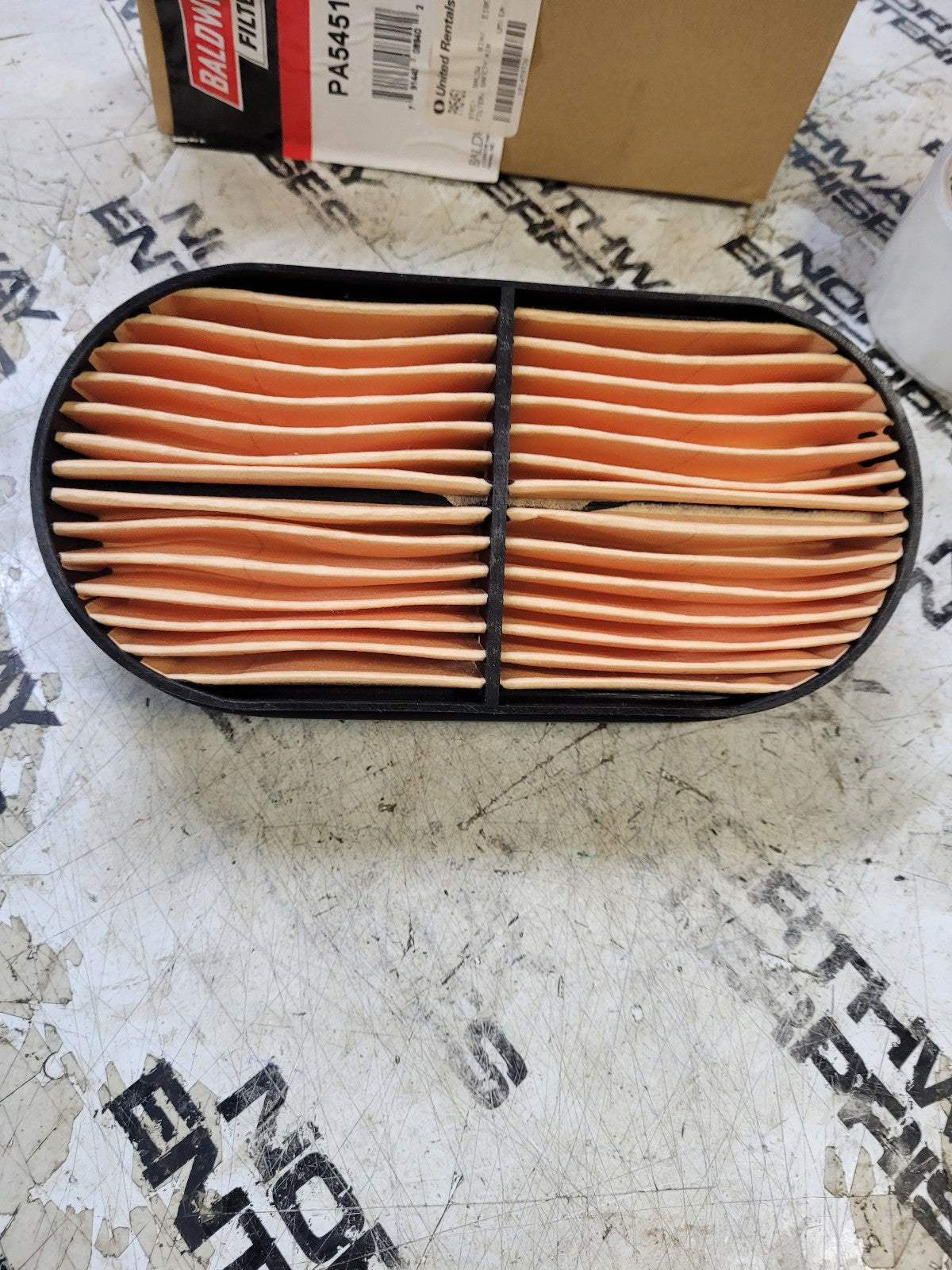 PA5451 NEW BALDWIN AIR FILTER