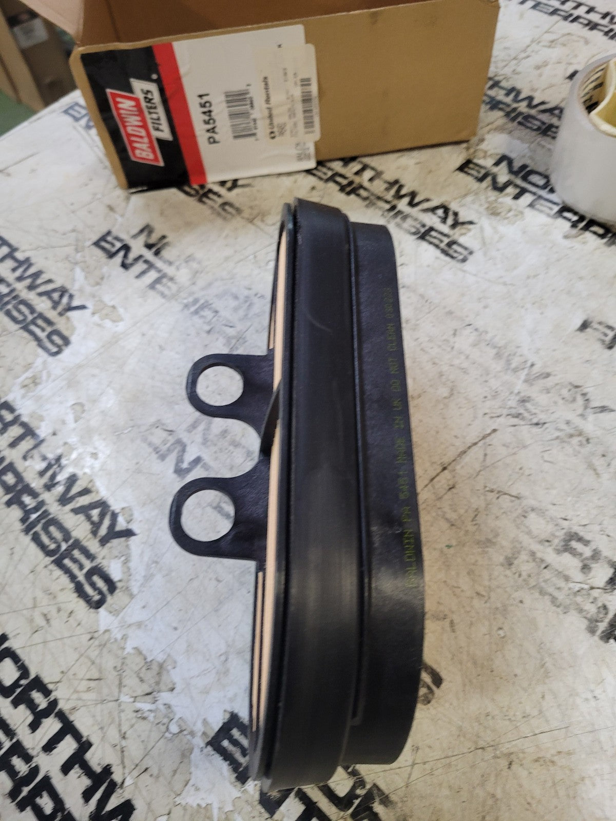PA5451 NEW BALDWIN AIR FILTER