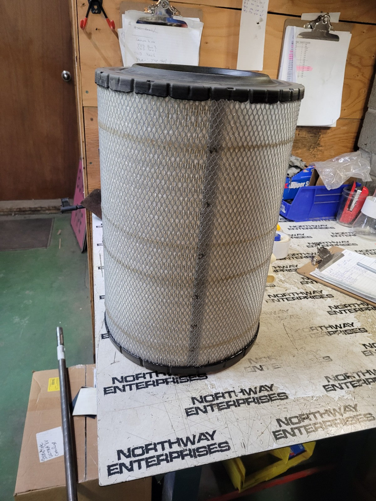 AF25333 FLEETGUARD AIR FILTER CROSS RS3727 P776745 SA17130 F026400083