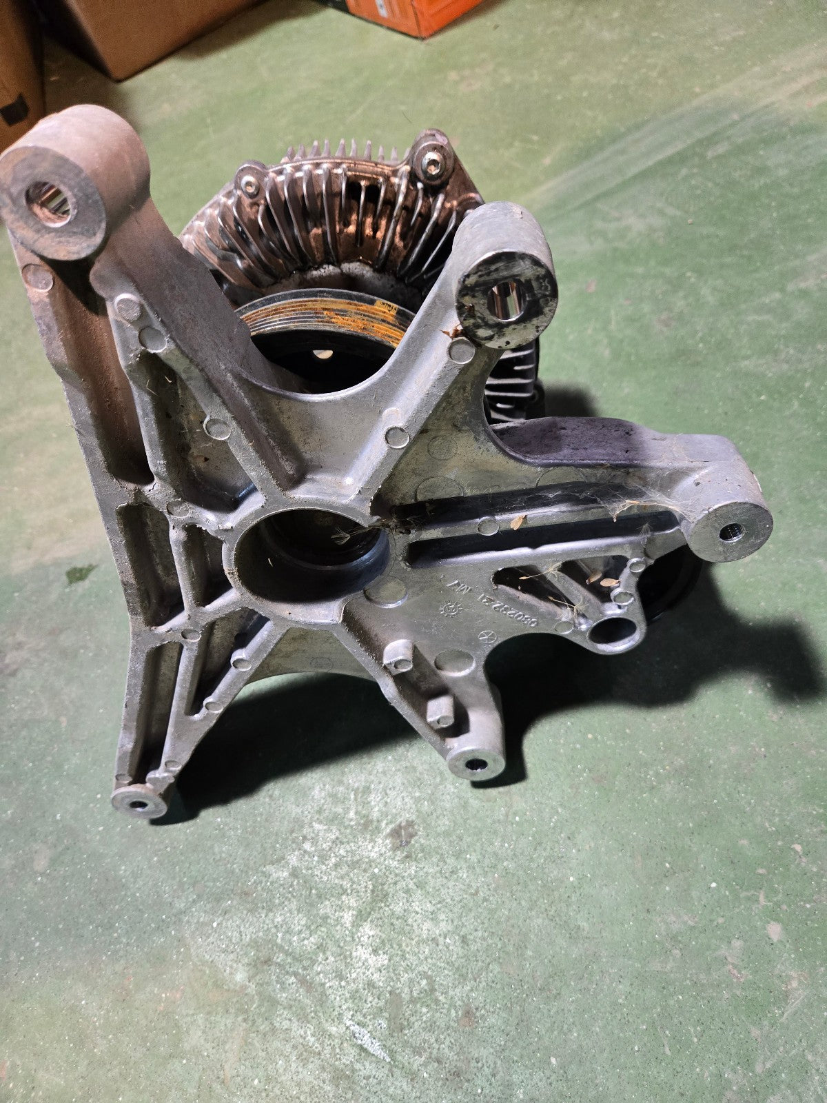 2020 FORD POWERSTROKE 6.7L FAN CLUTCH FAN HUB PULLEY LC34-8A616-EB