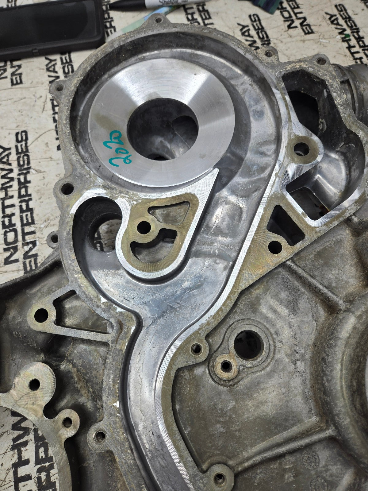 2020 FORD POWERSTROKE 6.7L FRONT ENGINE COVER WATER PUMP HOUSING LC3Q-6059-AB