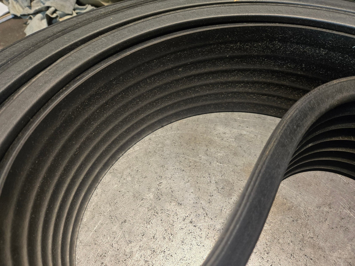 NEW Gates 7/5V3550 Super HC V-Belt - 5V, 5/8 in Top Width, 7 Strand, 355IN OL