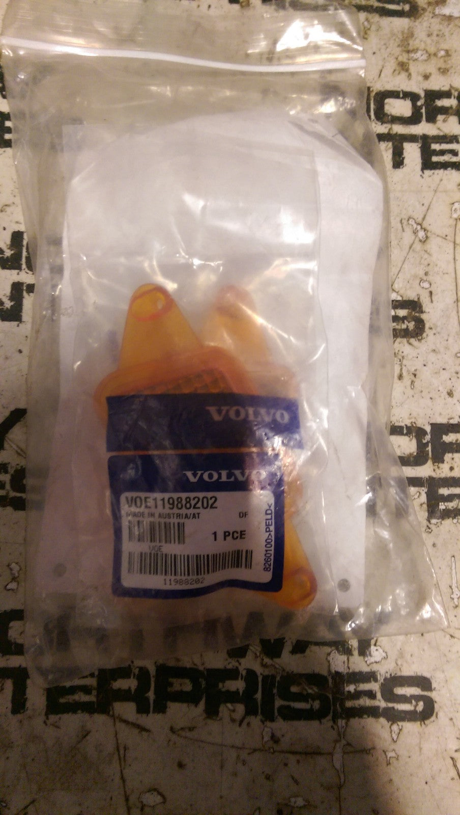 VOE11988202 VOLVO LENS 11988202