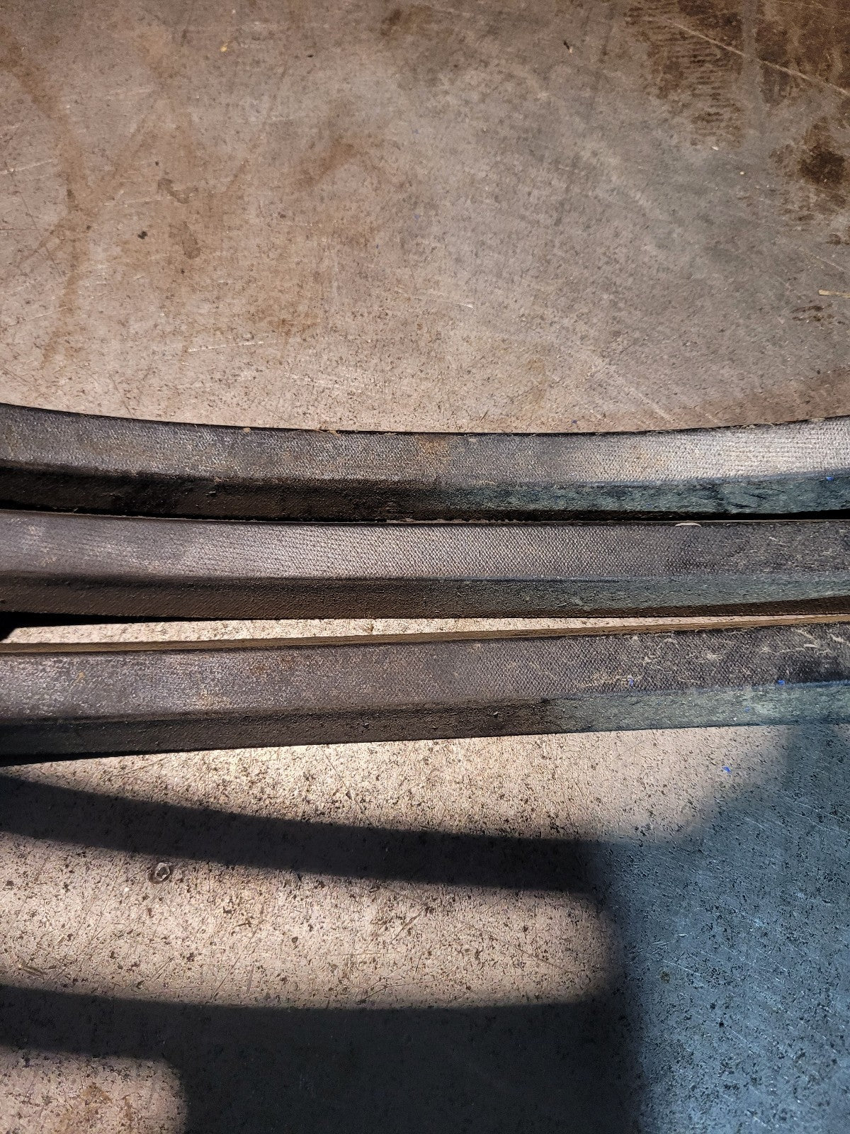 NEW C132 GATES BELT 7/8 in Top Width, 1 Strand, 136 in OD