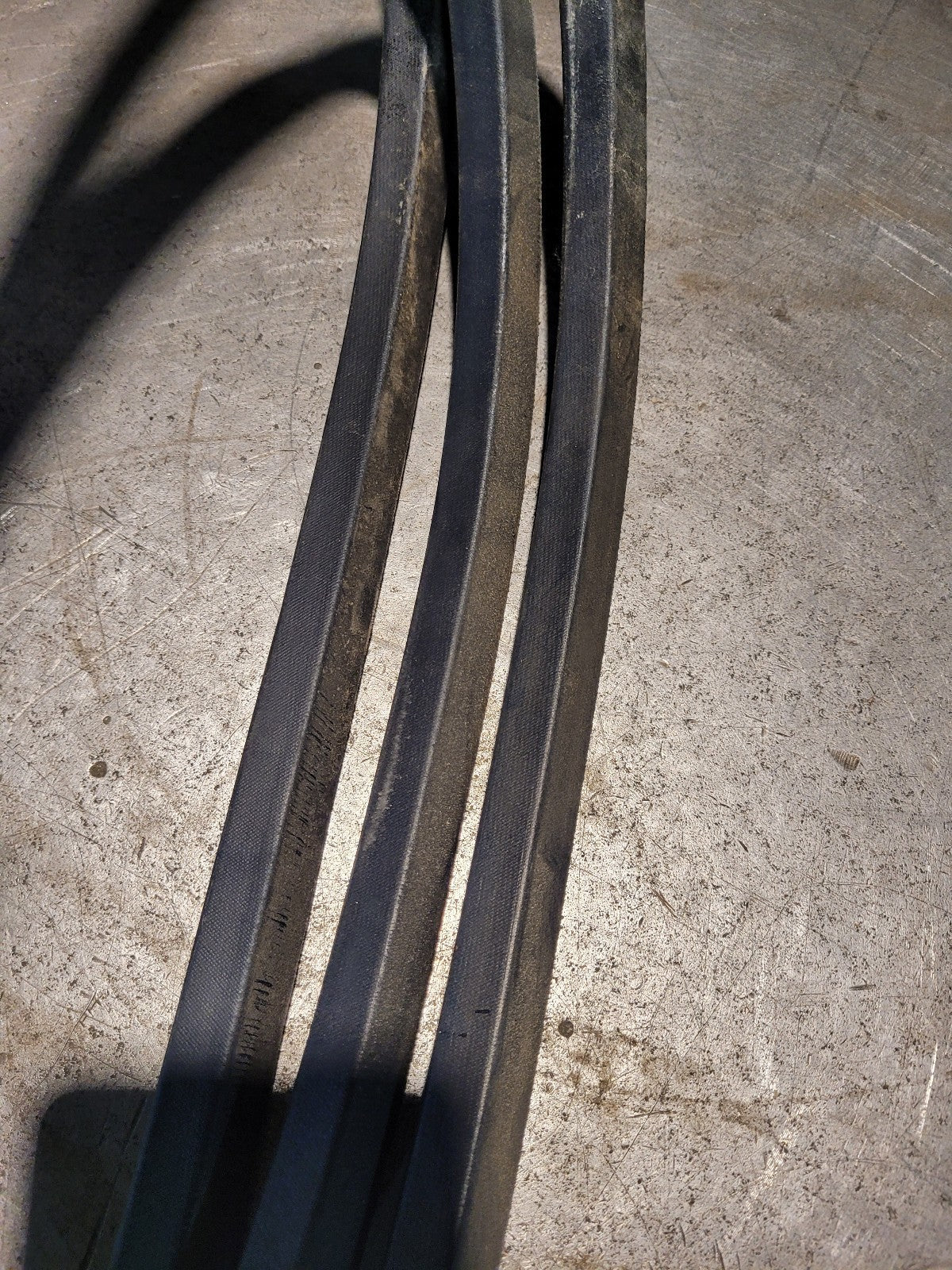 NEW C158 GATES BELT 7/8 in Top Width, 1 Strand, 162 in OD