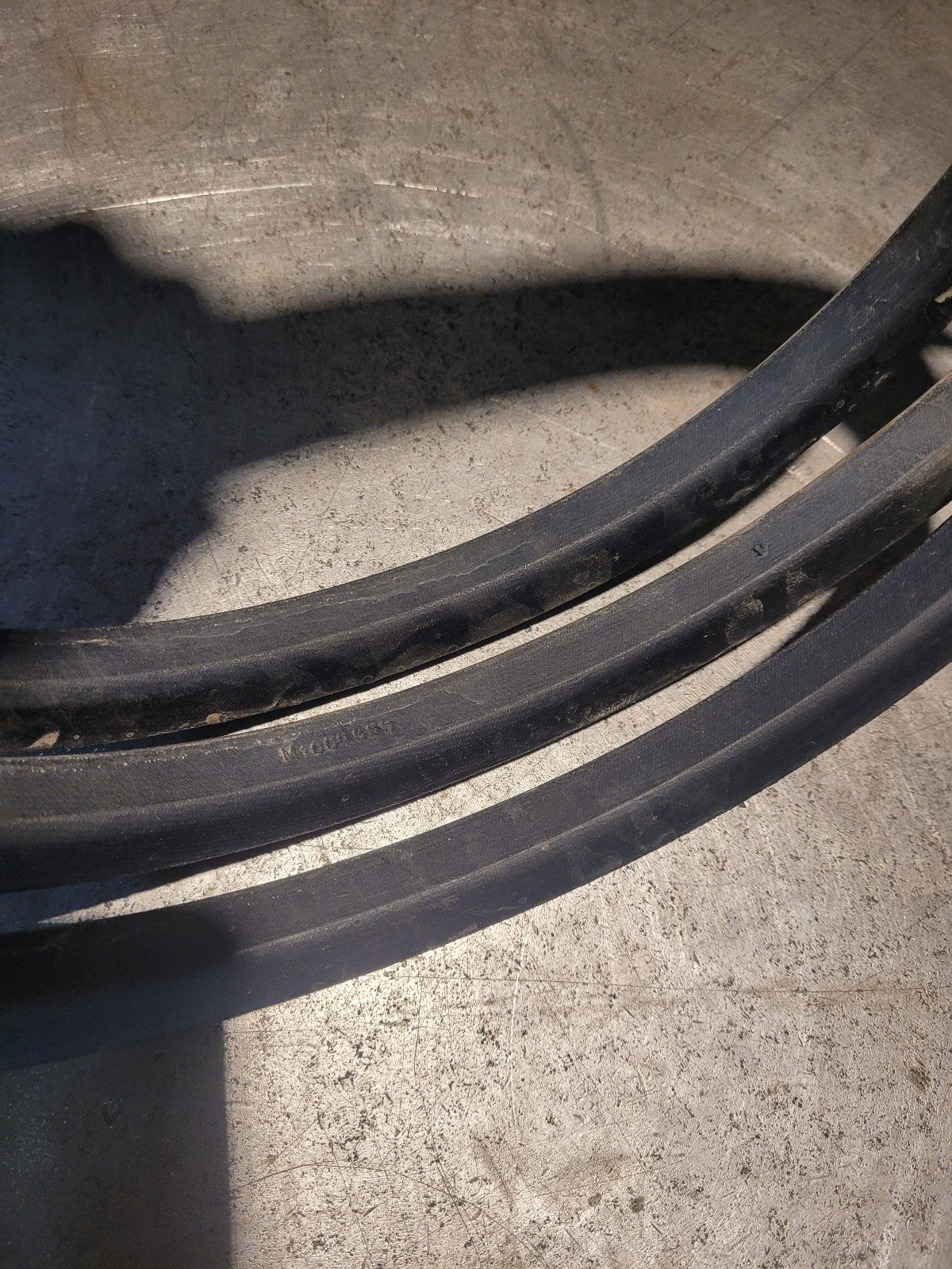 New C100 GATES BELT 7/8 in Top Width, 1 Strand, 104 in