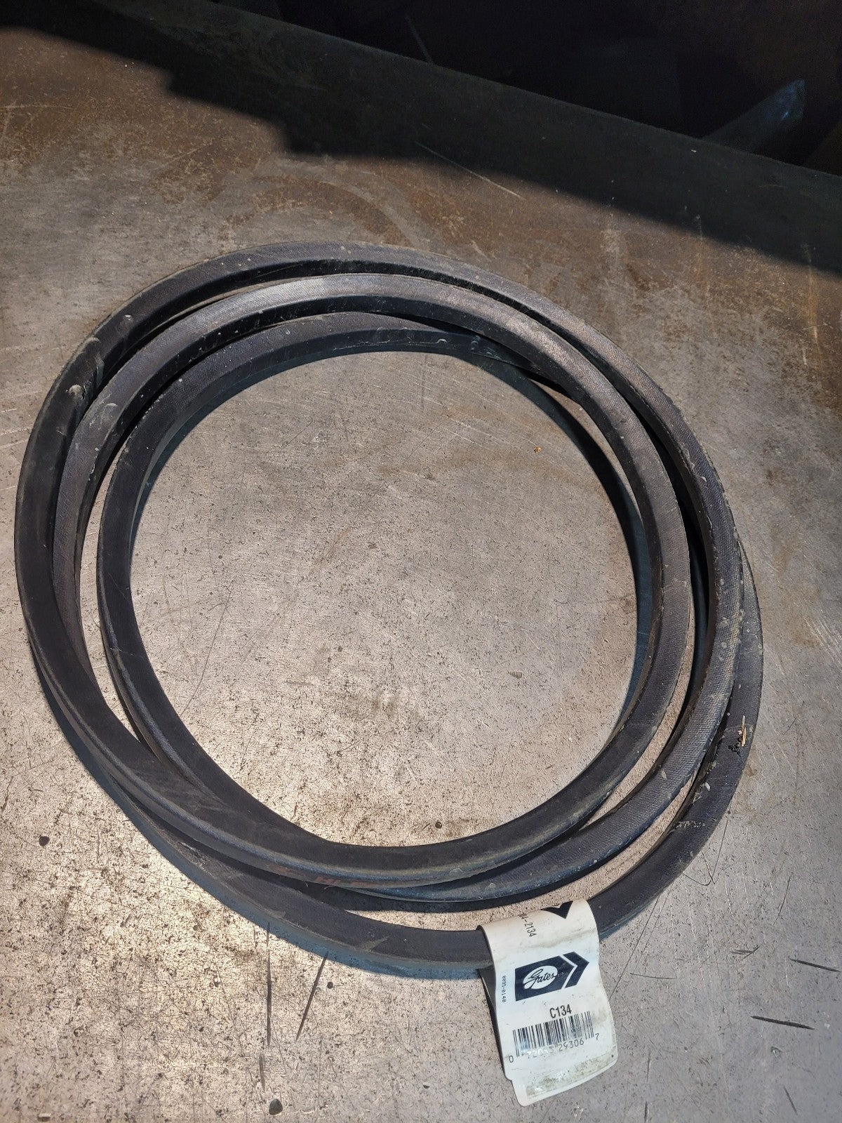 New C134 GATES BELT 7/8 in Top Width, 1 Strand, 138 in OD