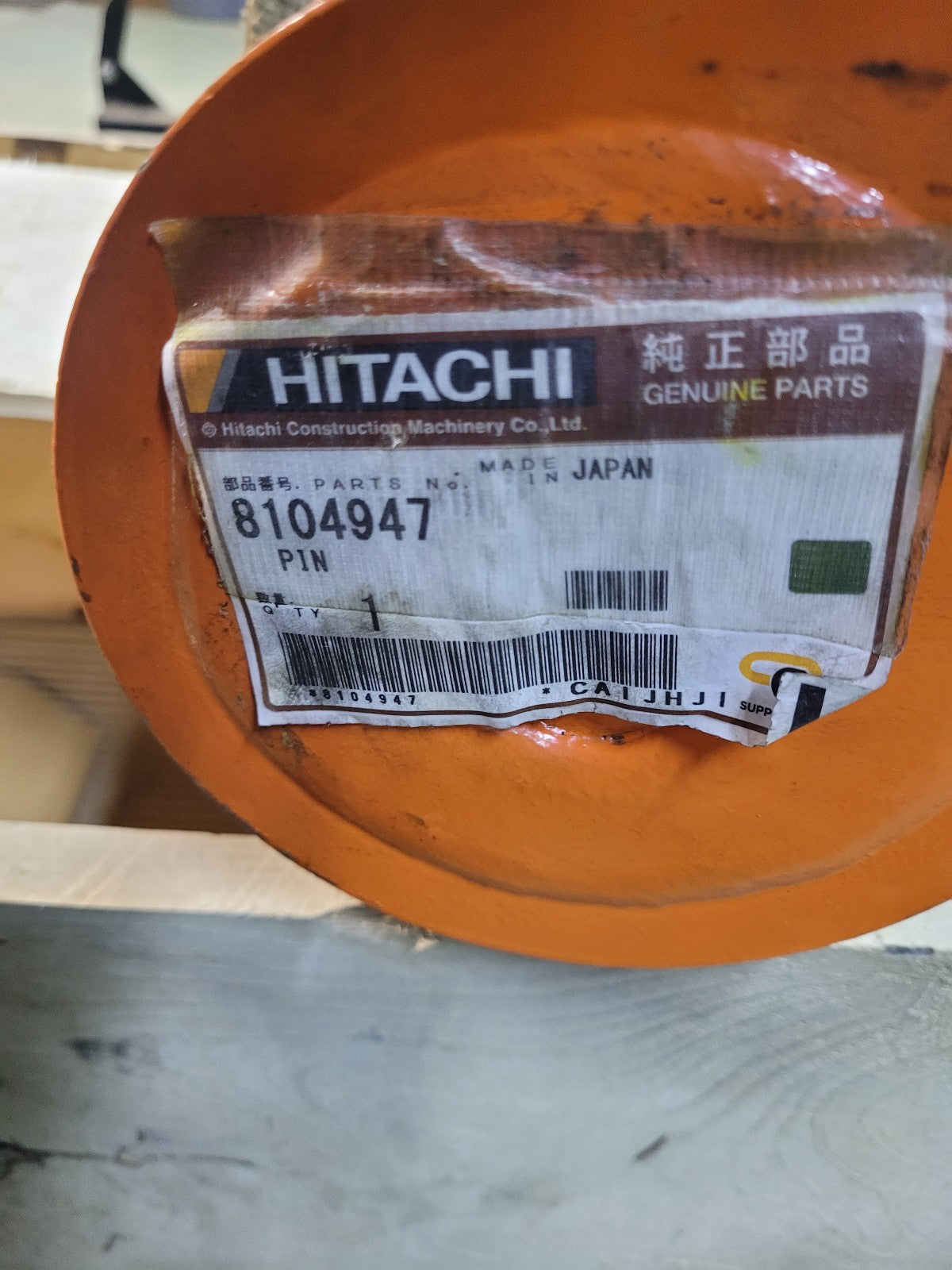 8104947 HITACHI PIN