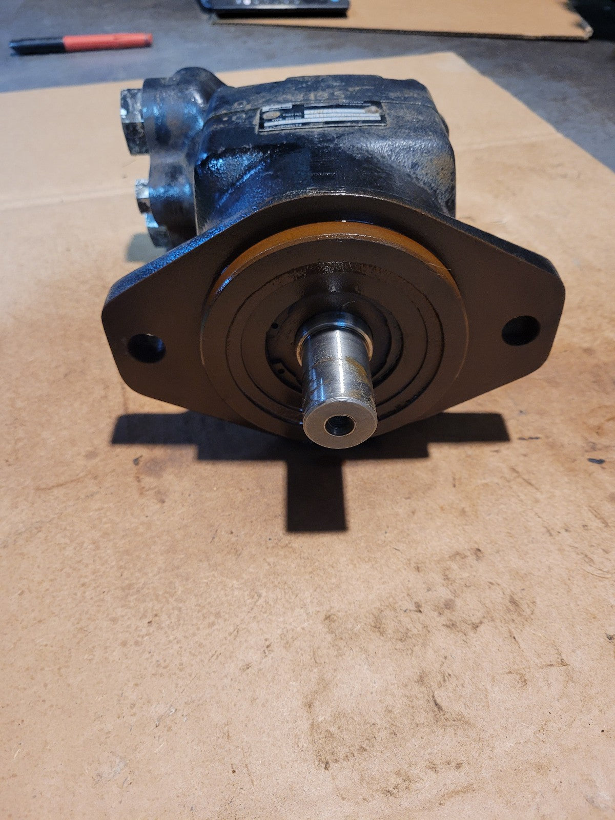 NEW PARKER F11-019-HU-SV-1-000-0000 , 3707313 HYDRAULIC PUMP