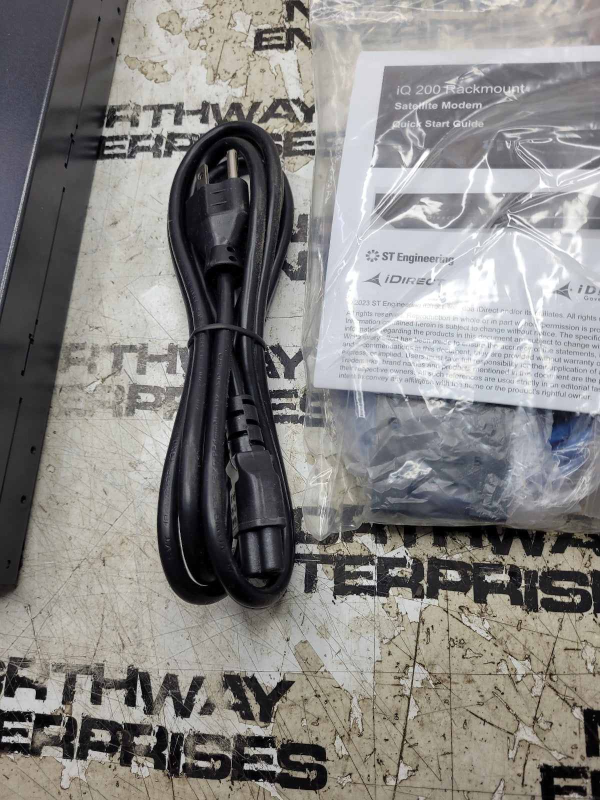 E0004963-0001 MODEL iQ 200 RACKMOUNT IDIRECT