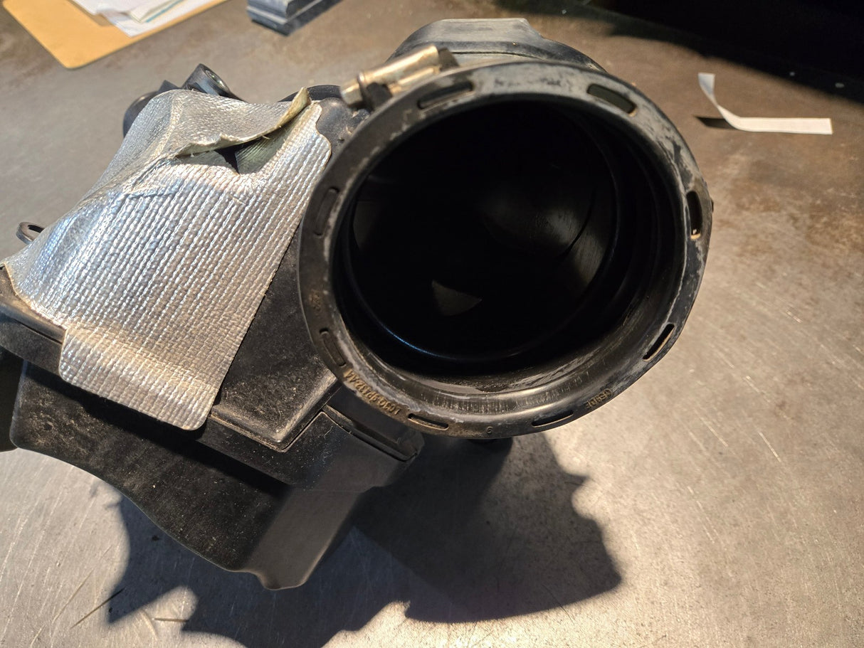 6.7L POWERSTROKE LC3Q-9J447-AC 2020 AIR INTAKE RESONATOR
