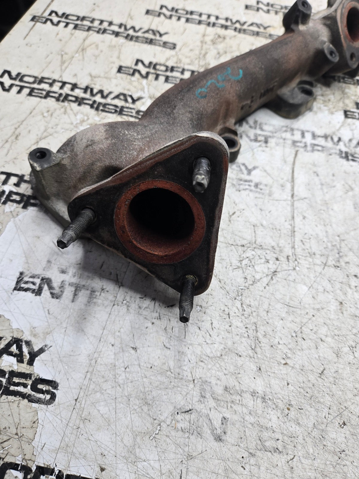 Ford 6.7L Passenger Side Exhaust Manifold RH BC3Q-9430-DA LC3Q-9430-DA