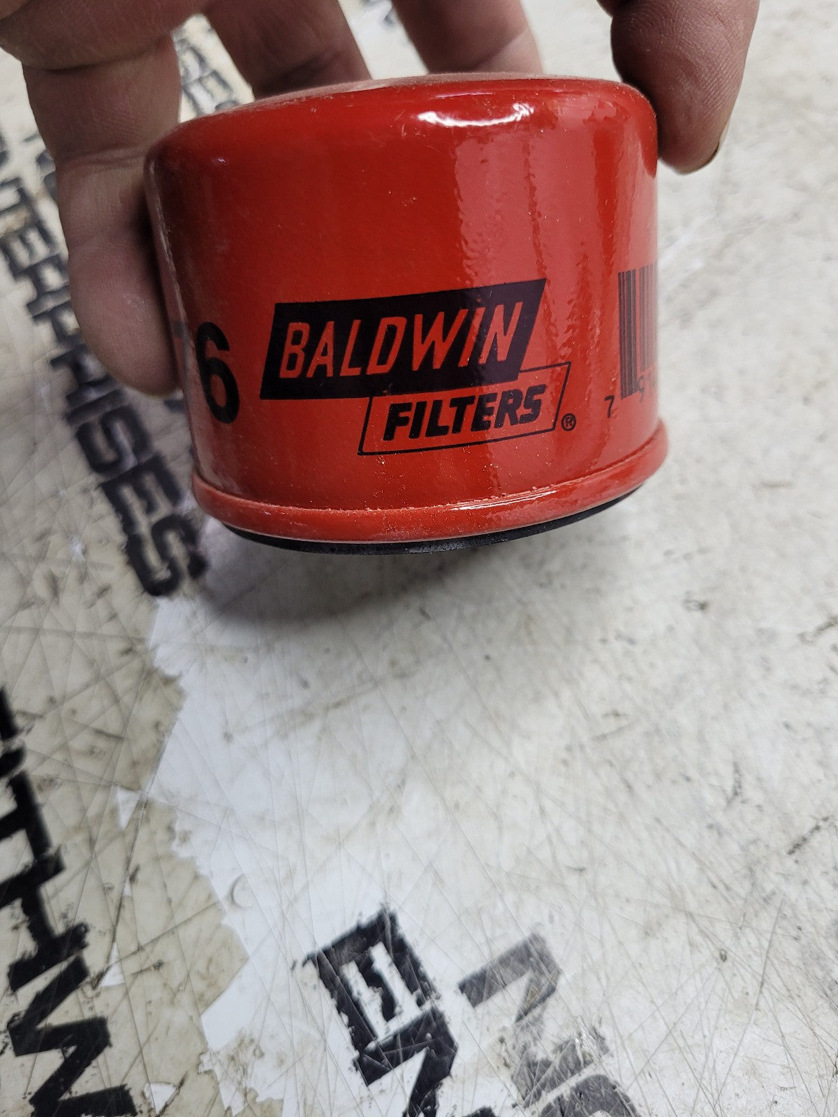 LOT OF 3 FILTERS - B7276 BALDWIN OIL FILTER
