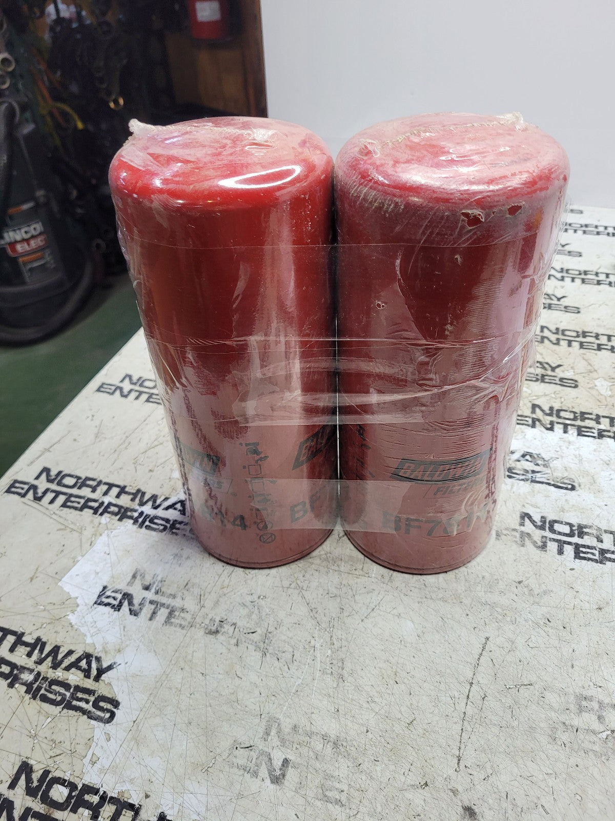 LOT OF 2 FILTERS - BF7814 BALDWIN FUEL FILTER