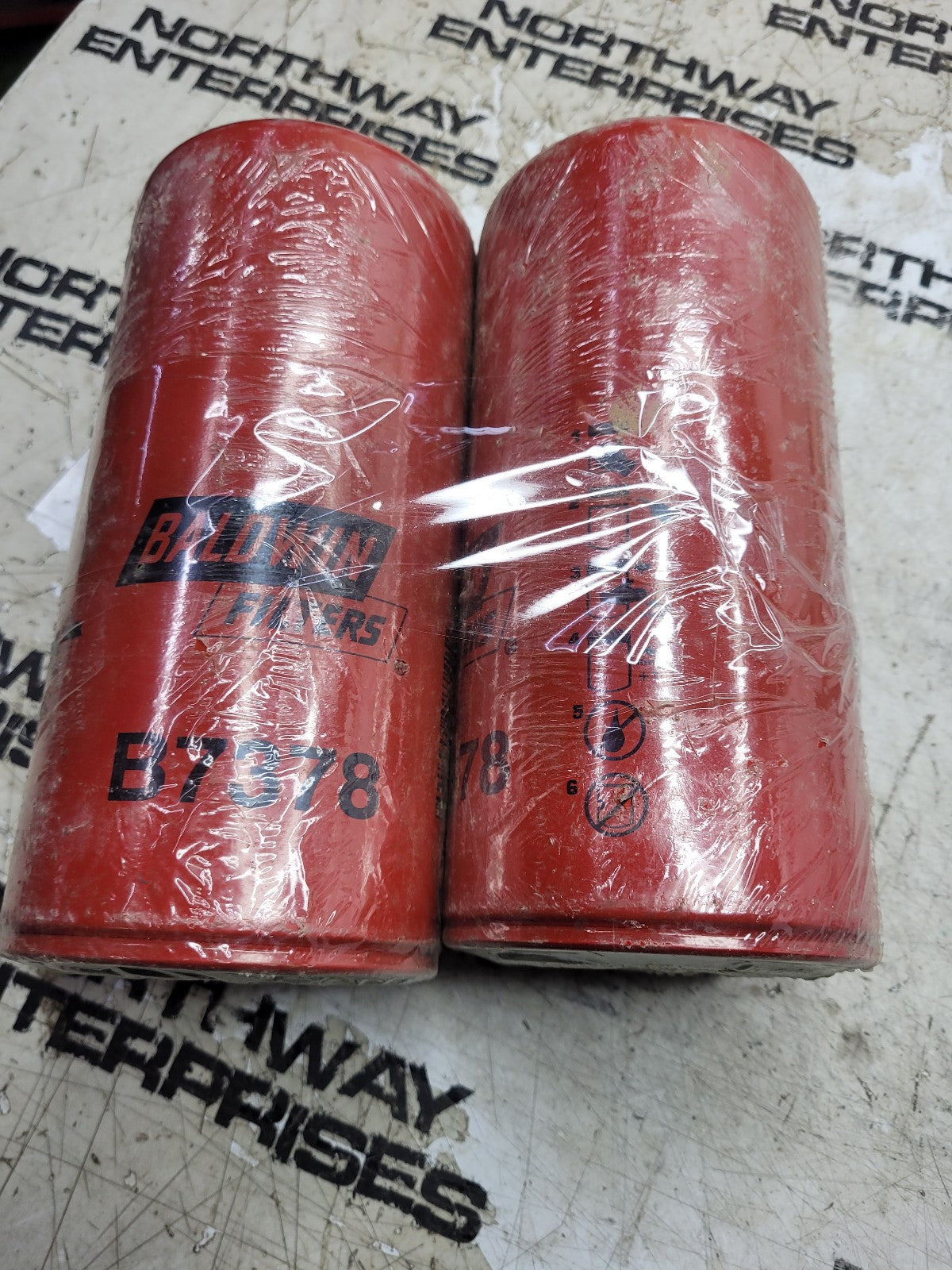 LOT OF 2 FILTERS - B7378 BALDWIN OIL FILTER