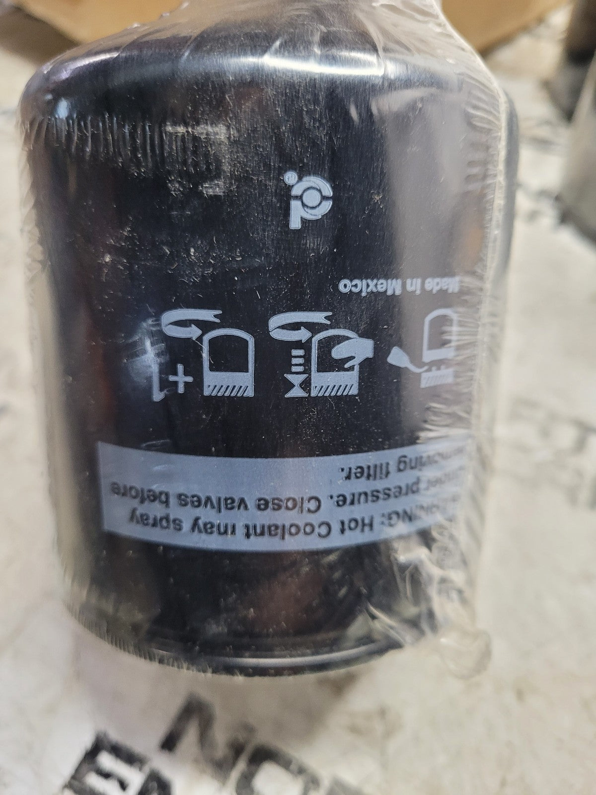 84605017 CASE CNH COOLANT FILTER CONDITIONER