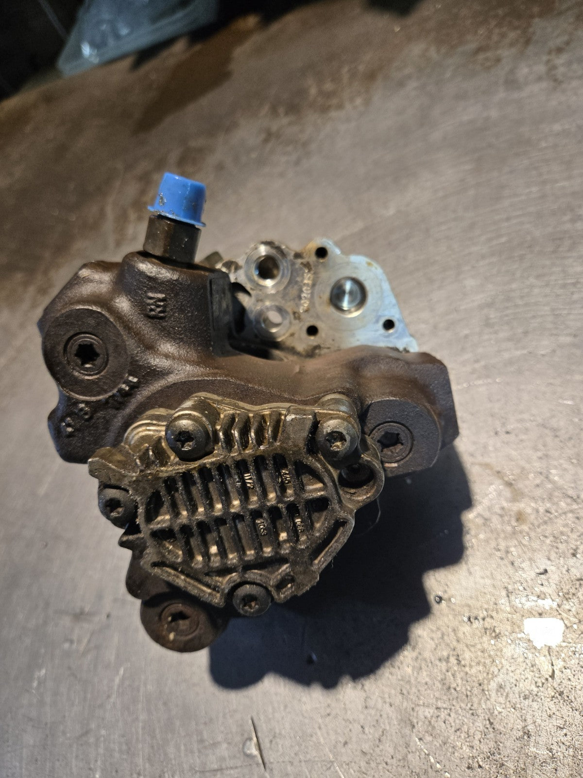 CORE 0445020037 Bosch CP3 Pump 07-10 GM Duramax CORE / FOR PARTS 8973613512