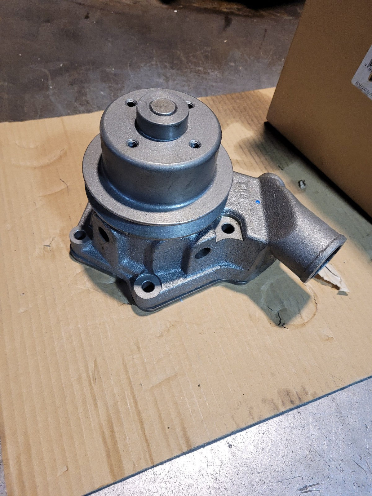 AR85250 Water Pump fits John Deere 5300 5310 5220 - Replaces S.60439 - R73604-A
