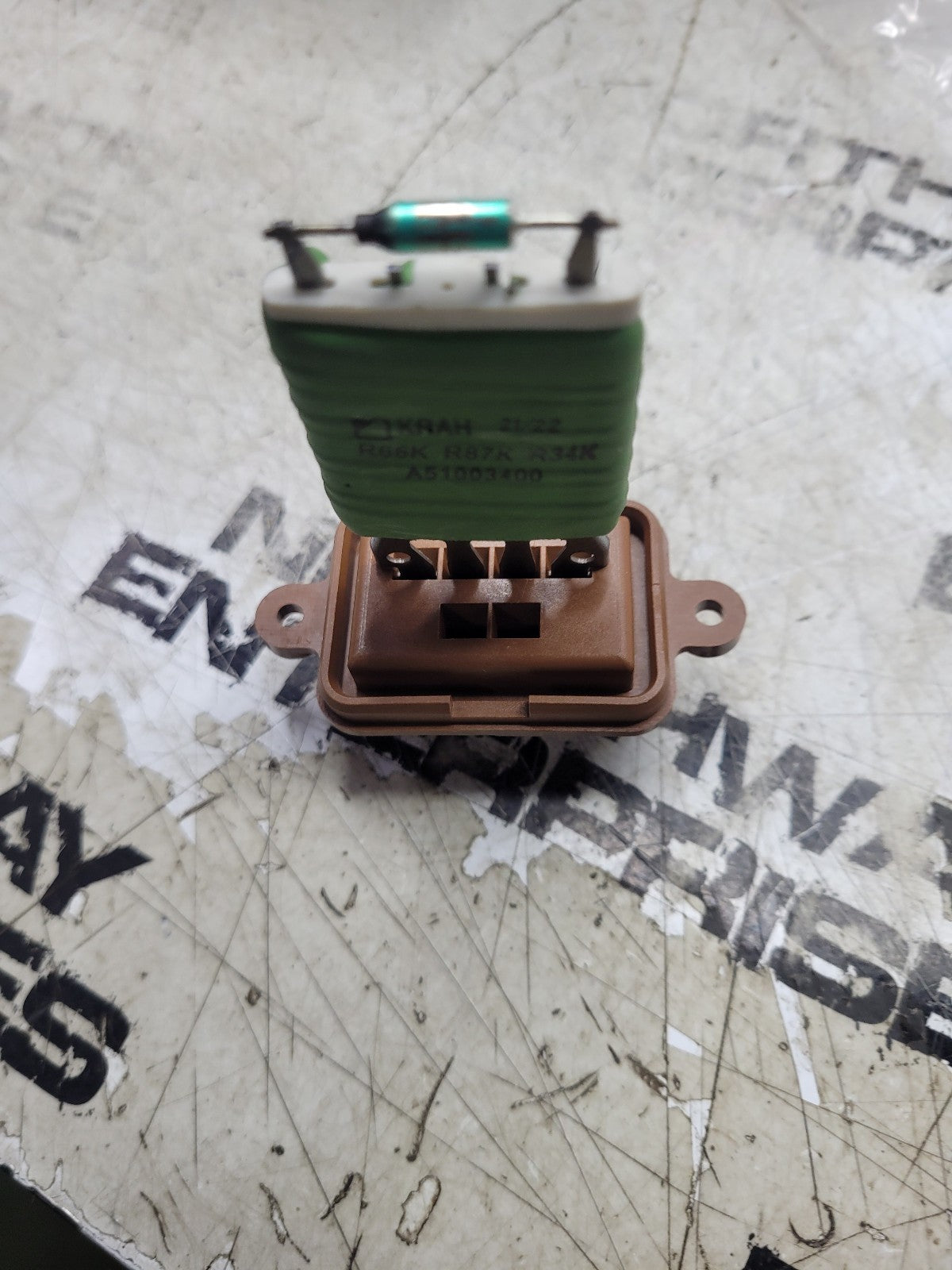 AGCO 37222400 DENSO RESISTOR