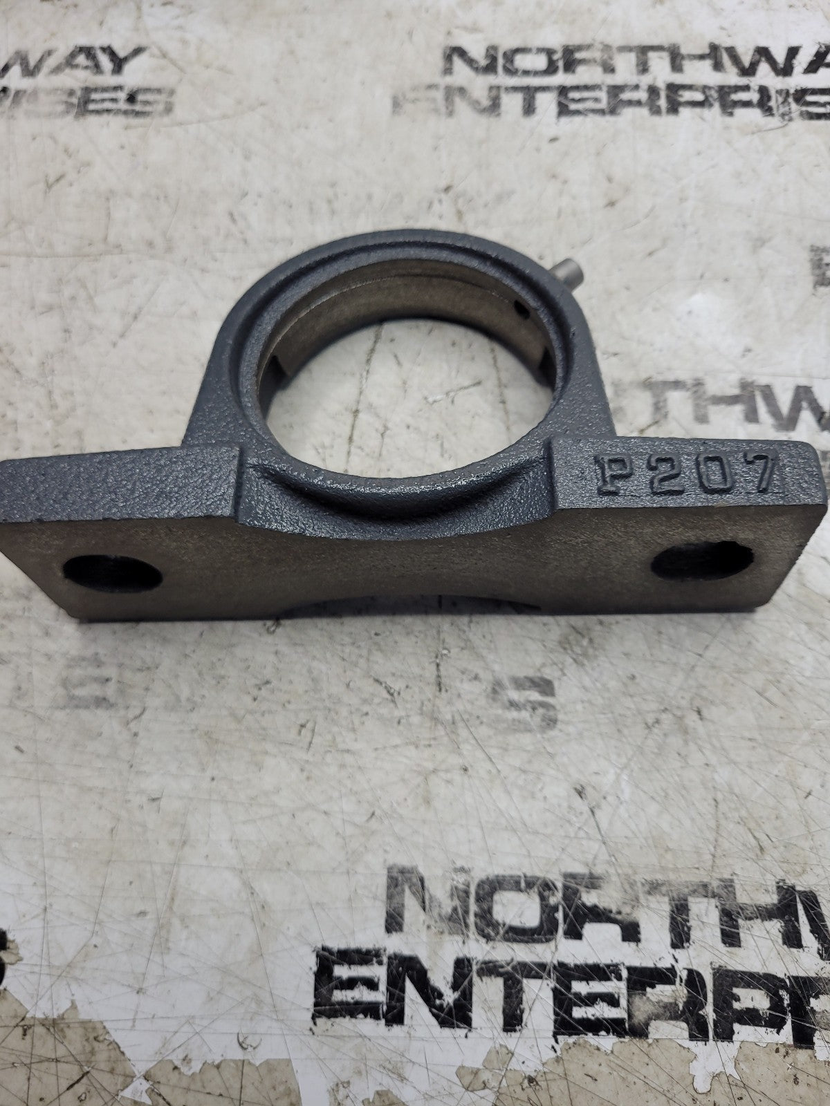 Westward BEiP207 P207 Pillow Block Bare Housing