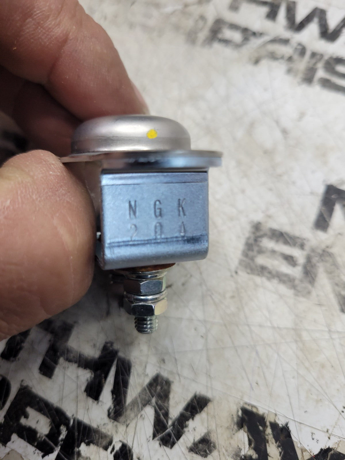 DH121-20 GLOW PLUG INDICATOR LAMP