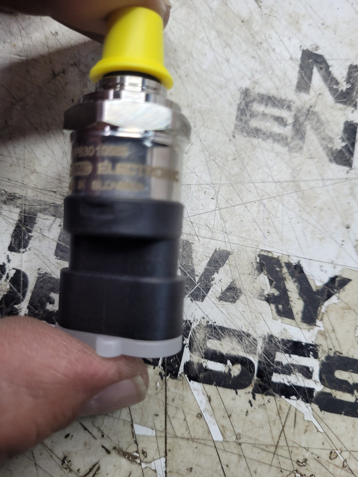 72651931 AGCO SENSOR PRESSURE SENSOR