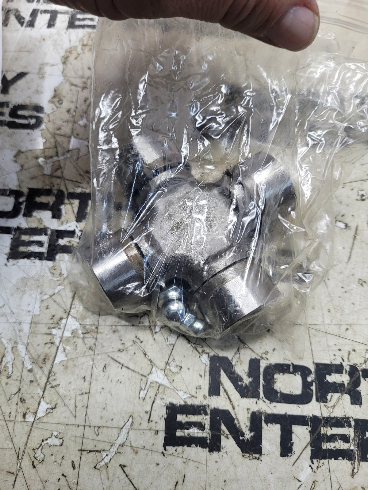 A421 CROSS U JOINT UNIVERSAL JOINT