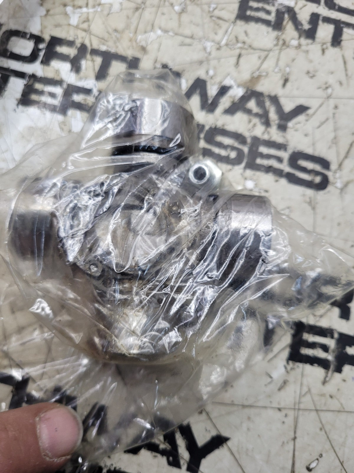 A421 CROSS U JOINT UNIVERSAL JOINT
