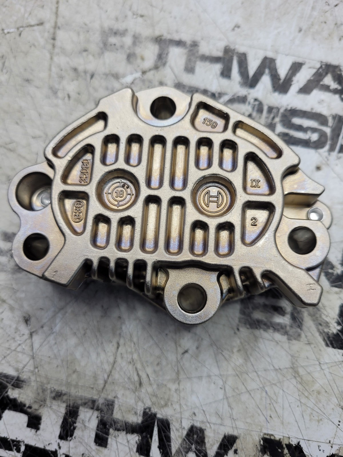 VA32G6107070 KOBECO PUMP FEED INJECTION PUMP FEED PUMP