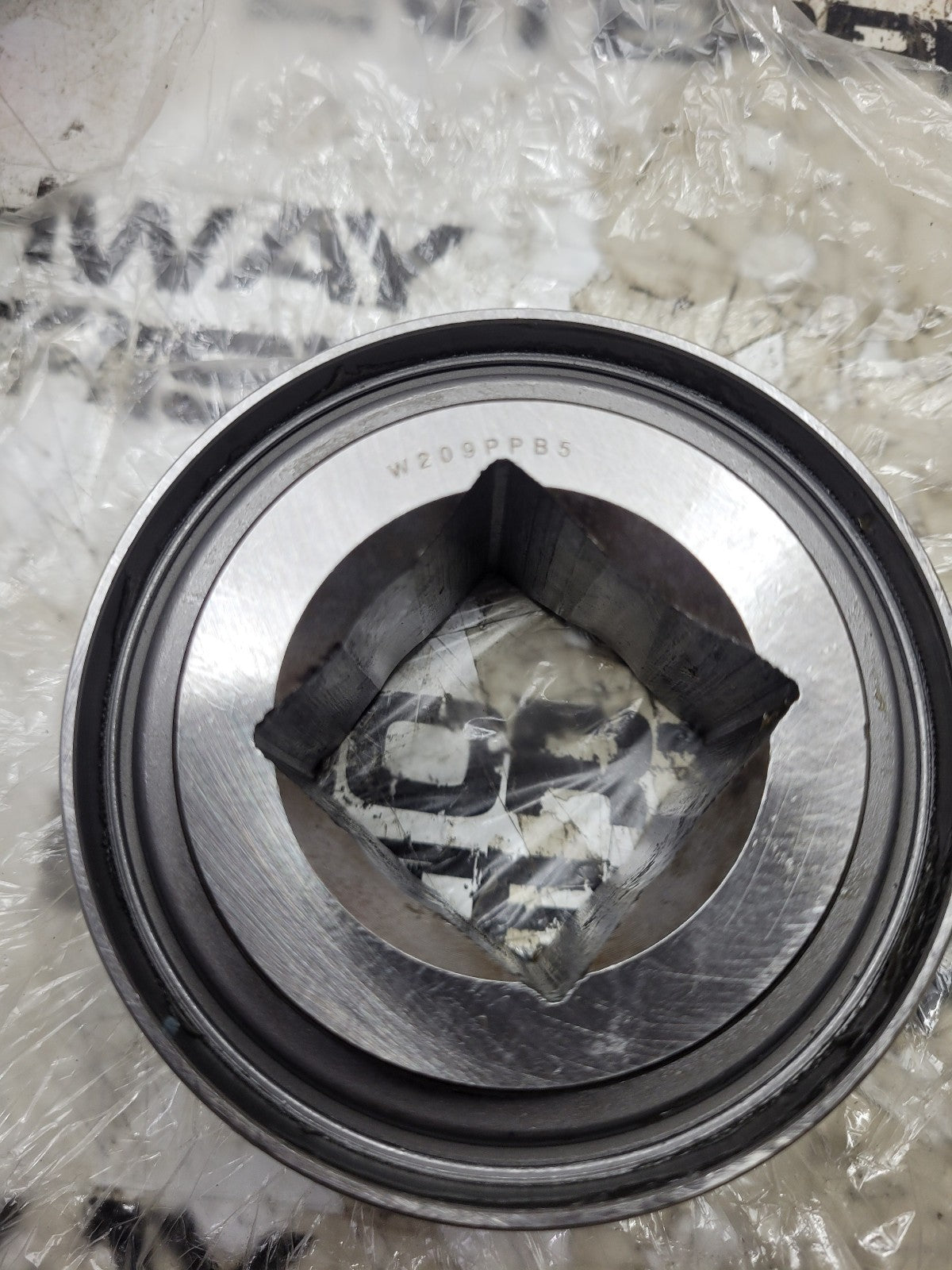 W209PPB5 BEARING 1.2500 in Bore, 3.3465 in OD, 1.4375 in Width, Sealed