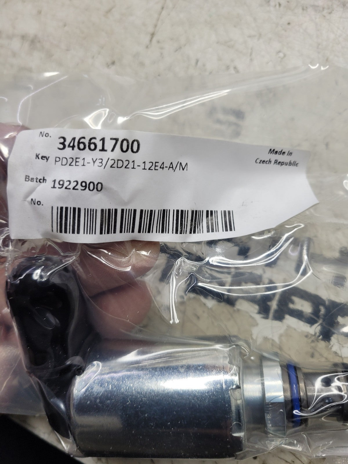 NEW 72652271 AGCO SOLENOID VALVE