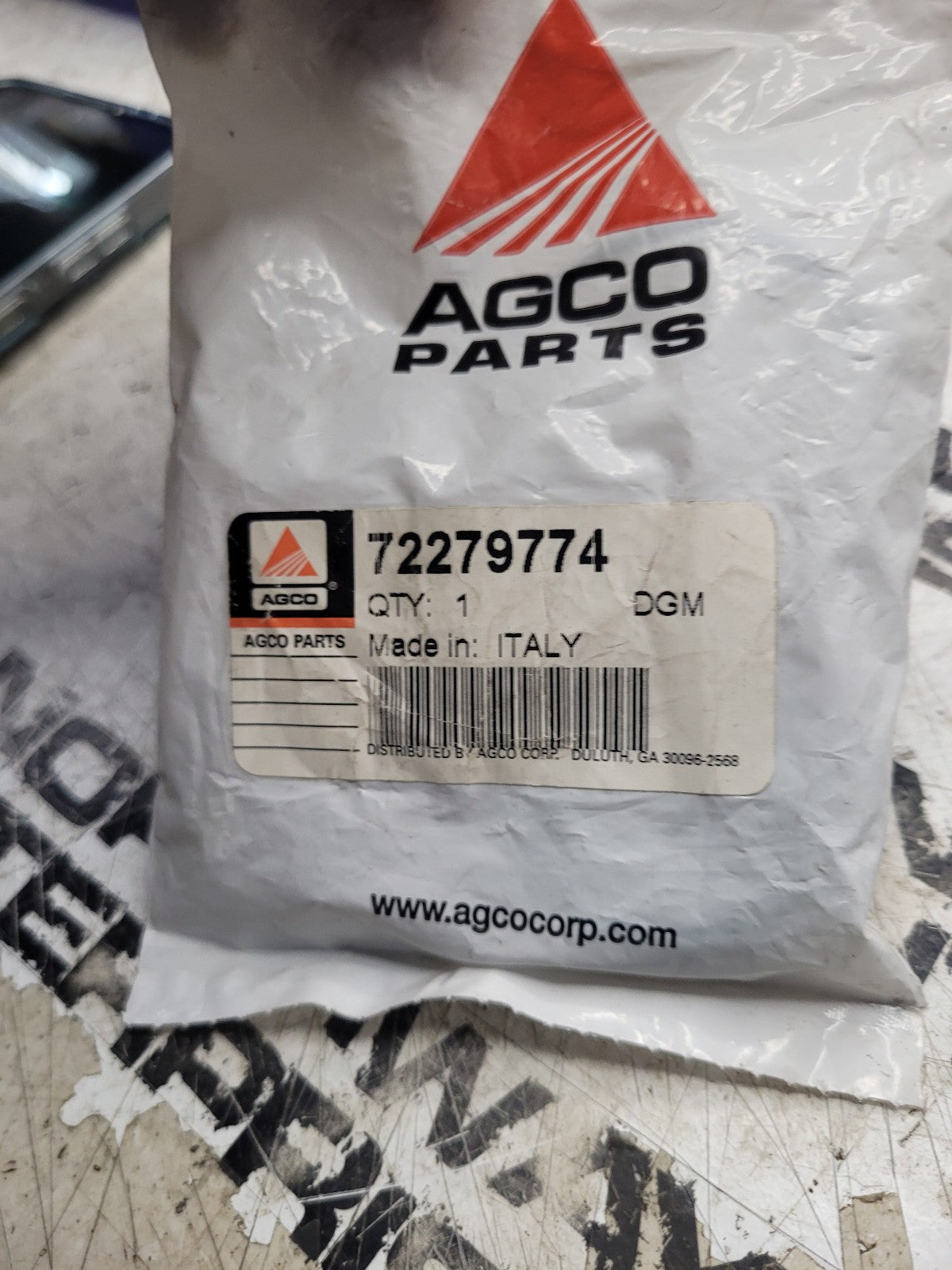 NEW AGCO 72279774 GASKET KIT