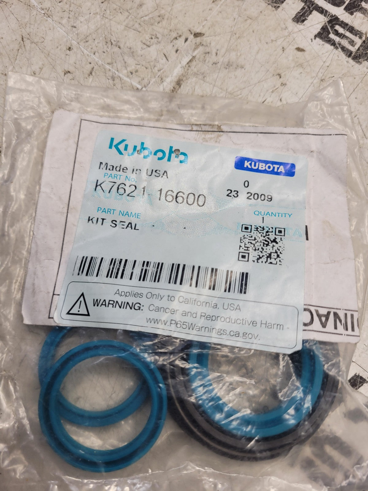 K7621-16600 Genuine Kubota Seal Kit